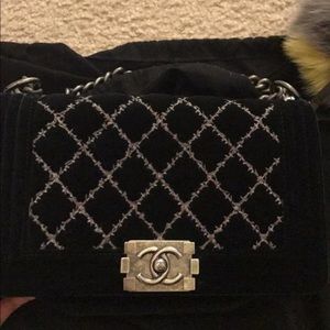 Chanel Boy Velvet Medium Bag - Authentic !
